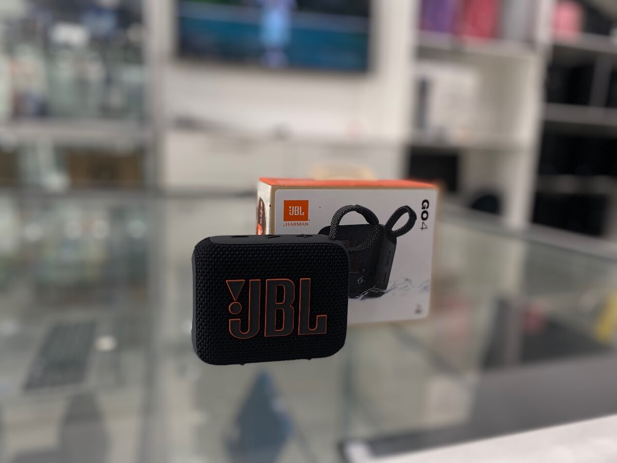 JBL GO4