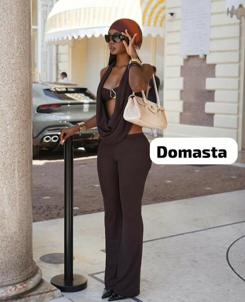 Robe moulante rose élégante