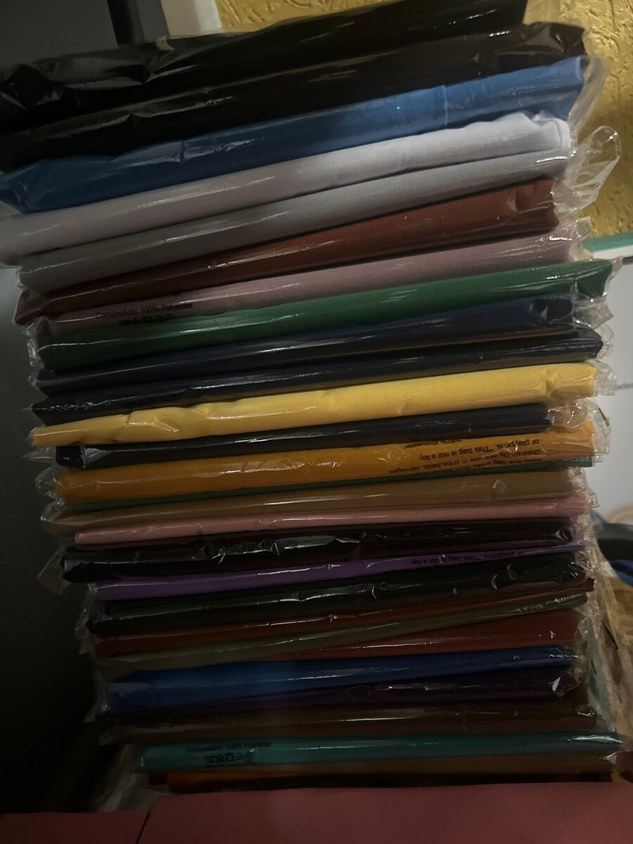 Foulards colorés en mousseline