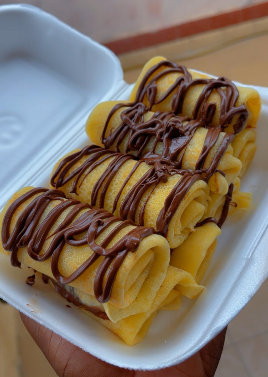 Crêpes roulées au chocolat