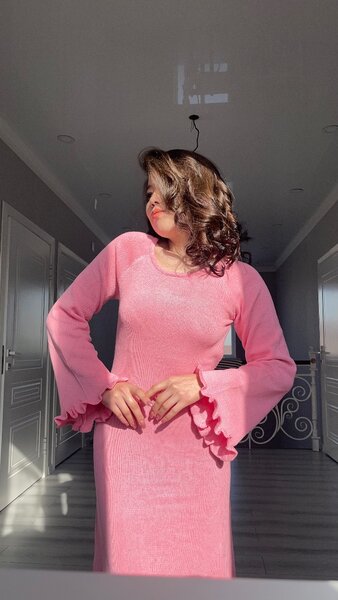 Платье с открытой спиной