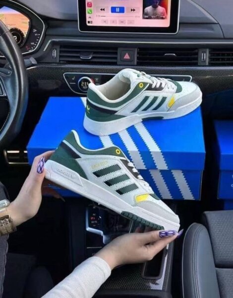 Chaussures de sport vertes