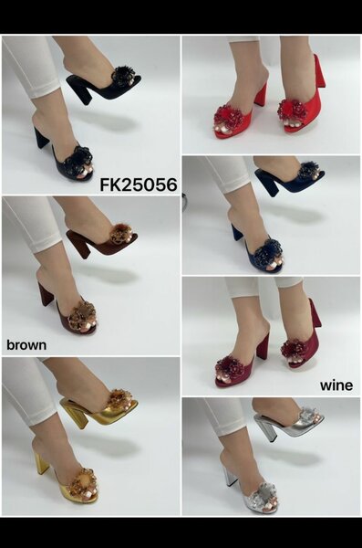 Chaussures à talons décorées