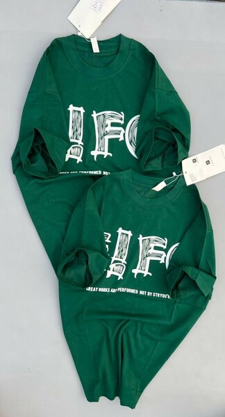 T-shirts verts unisexes tendance