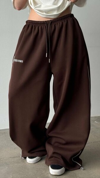 Новинка  Брюки Оверсайс  единый