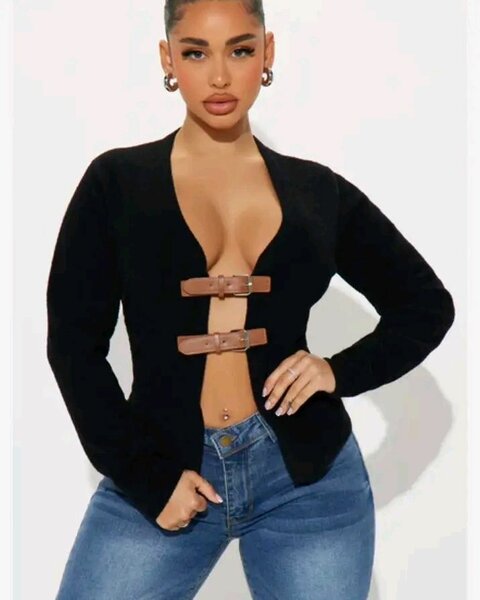 Cardigan noir femme avec fermoirs en cuir