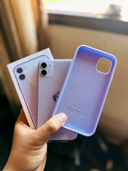 iPhone 11 Violet
