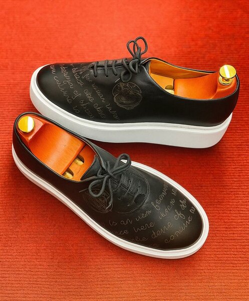 Chaussures Sneakers en Cuir Noir