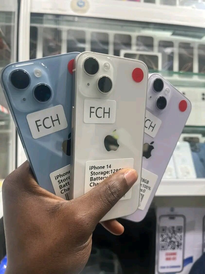 IPhone 14 simple 128GB quasi neuf Disponible