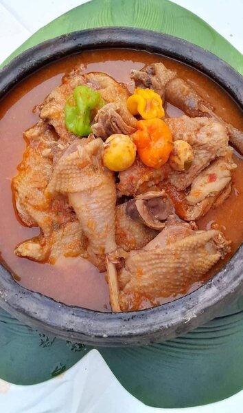 Soupe épicée au poulet