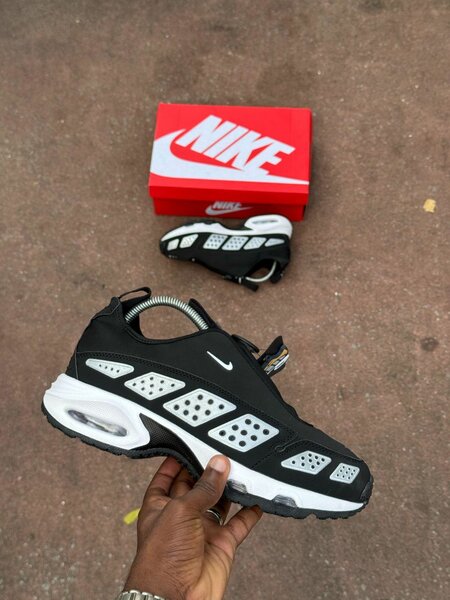 Nike Sneakers Air Max Modern