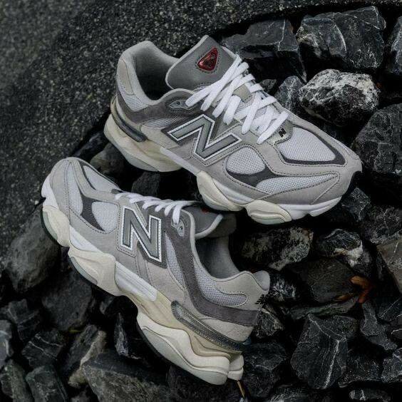 NEW BALANCE 9060