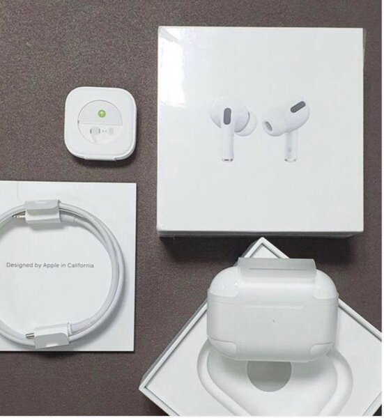 AirPods