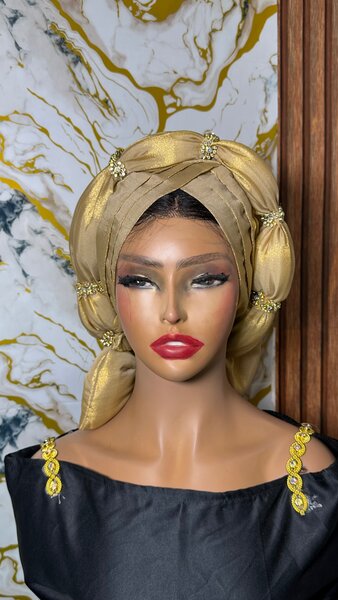 Turban en soie élégante