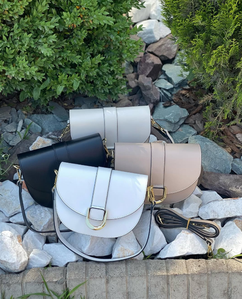 сумки разных цветов