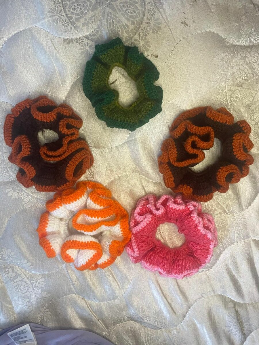 Chouchou en crochet coloré