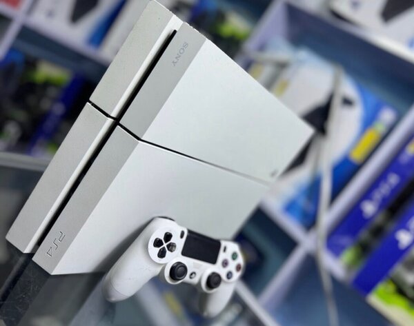 Console PS4 Blanc avec Manette