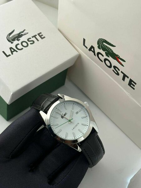 Montre Élegante Lacoste