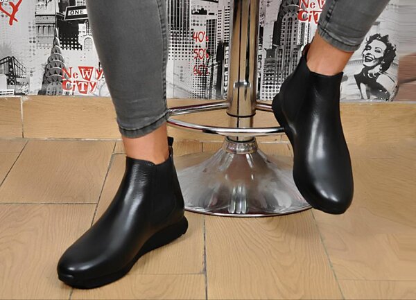 Bottines Chelsea en cuir élégantes