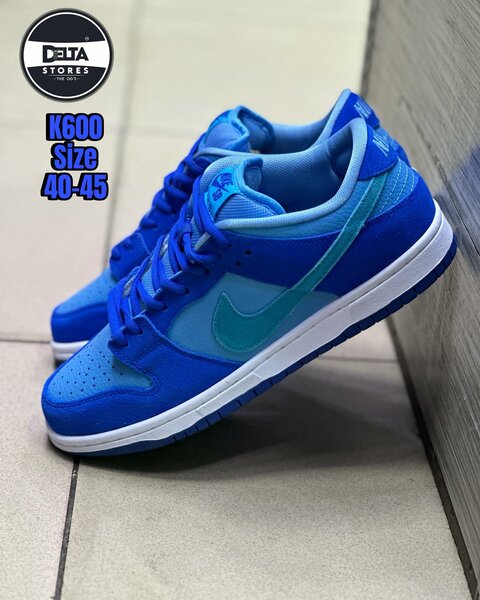 Stylish and comfortable men's sneakers Nike 