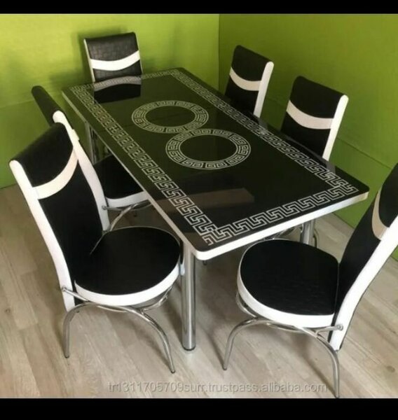 Table à manger moderne avec 6 chaises