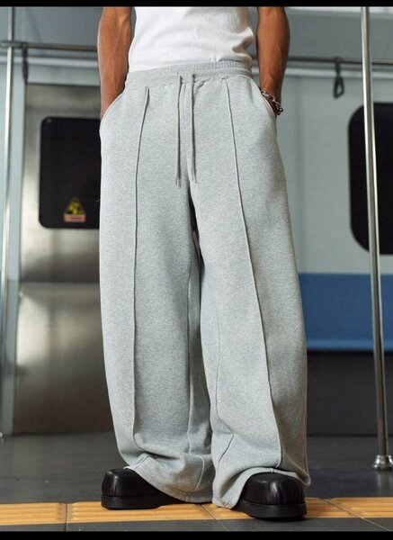 Pantalon ample en molleton gris