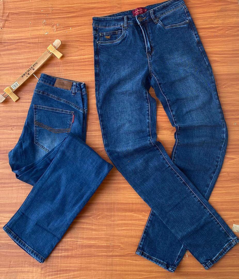 Stock turkey jeans