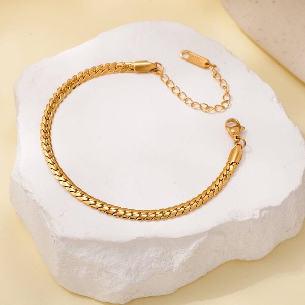 Bracelet chaîne serpent dorée