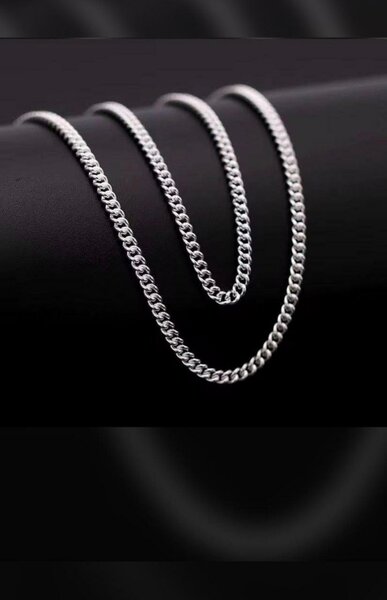 Elegant Silver Chain Necklace