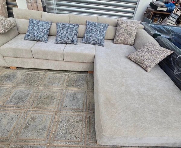 Canapé d'angle spacieux