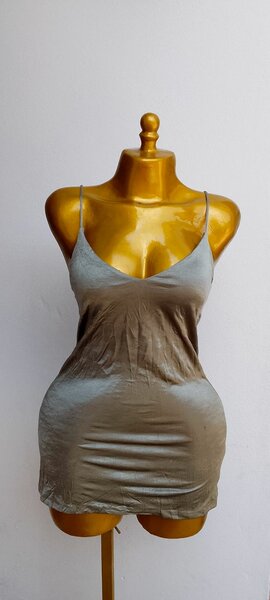 Robe en soie verte pour femme