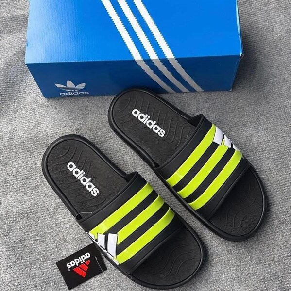 Claquettes confortables unisexe