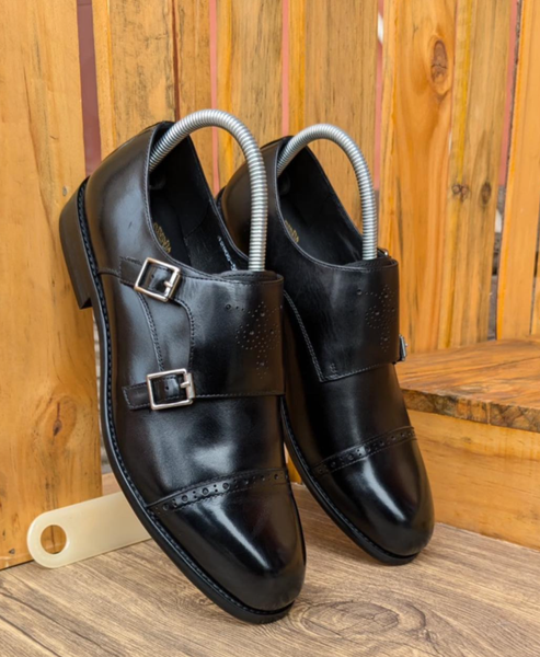 Leather formal shoes