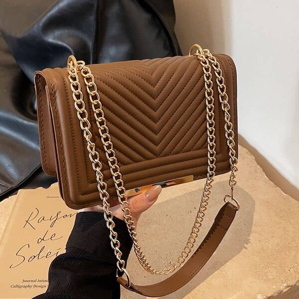 Sac à bandoulière élégante