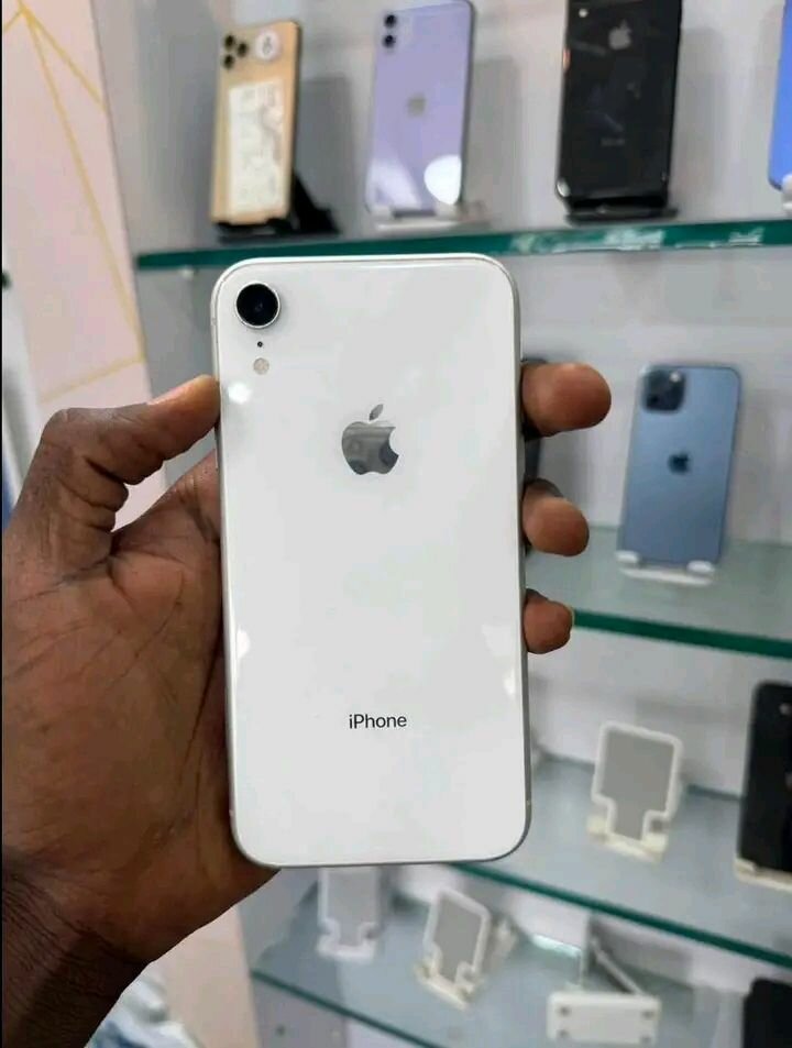 iPhone XR Blanc 64Go