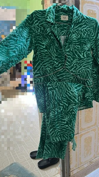 Pyjama en satin zébré