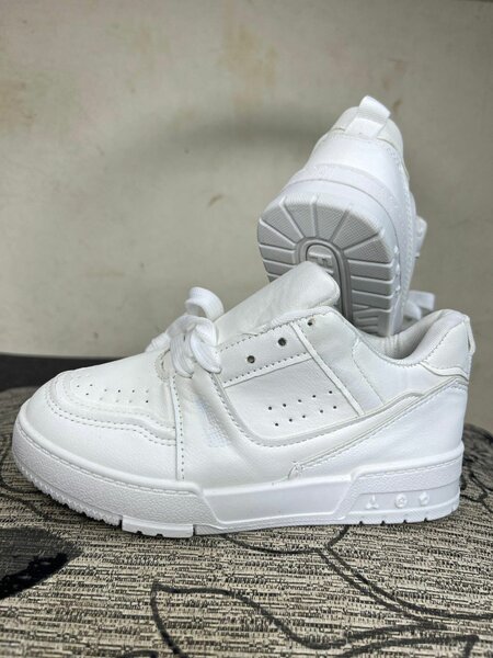 Baskets blanches en cuir