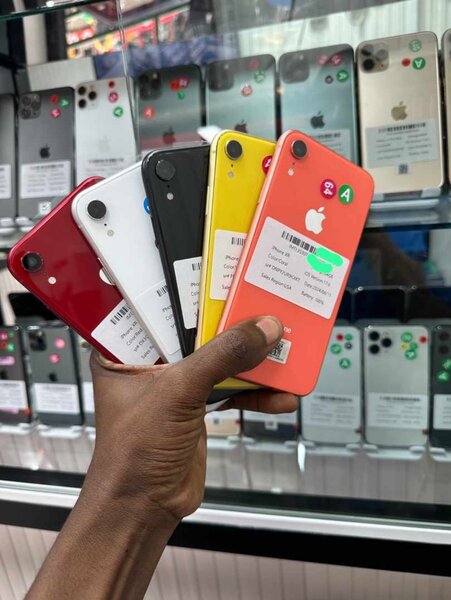 iPhone XR 64G casi neuf