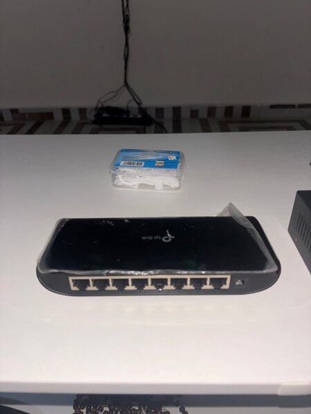 Switch réseau 8 ports Gigabit PoE