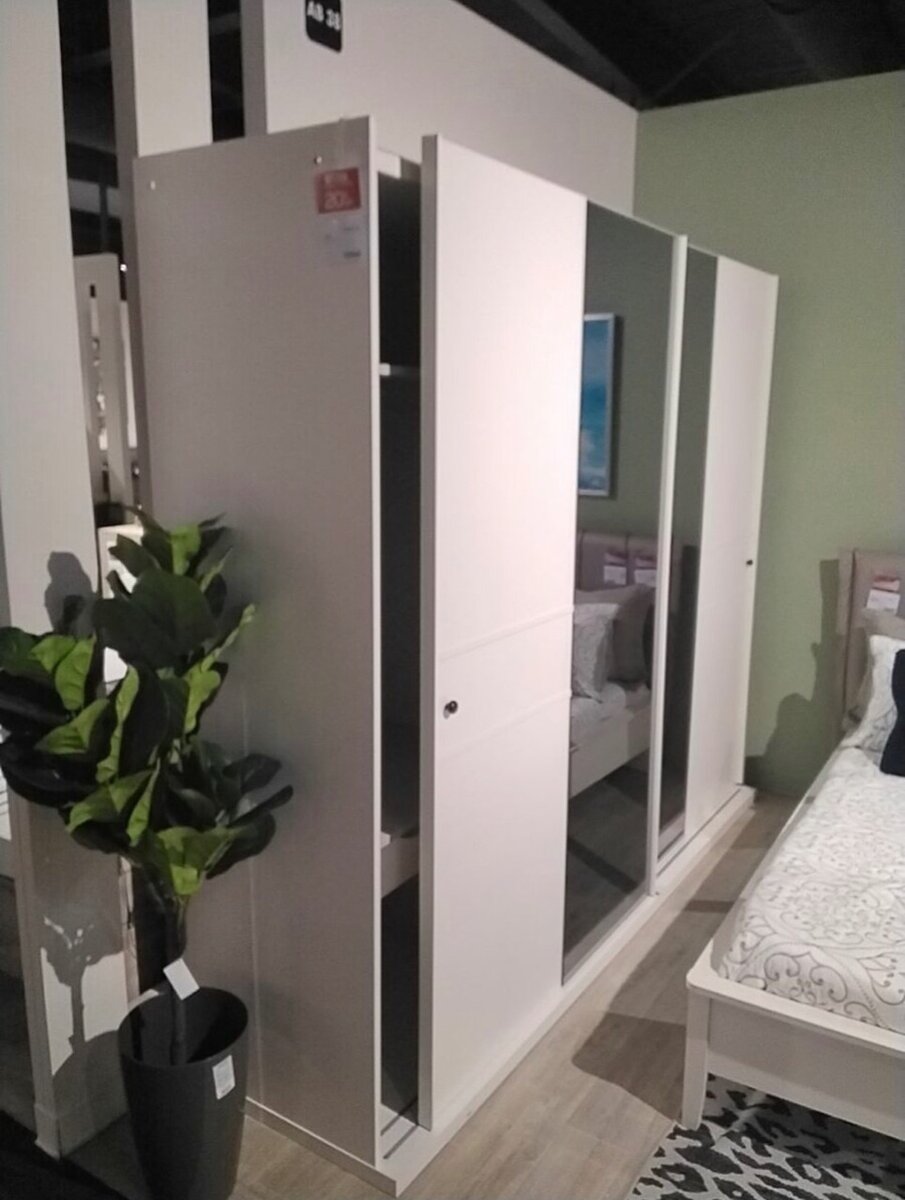 Urban Sliding Wardrobe