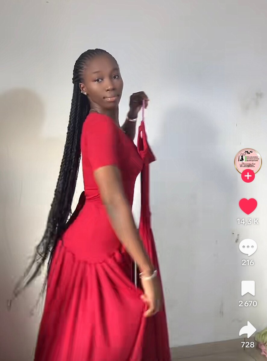 Robe rouge élégante pour femmes