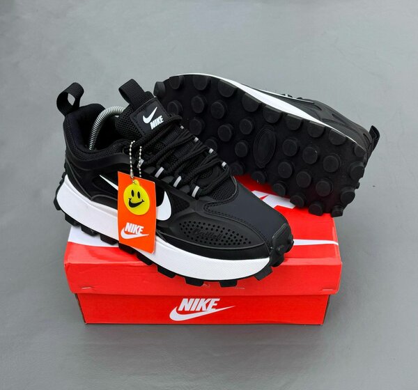 Nike Sneakers Noirs Unisexes