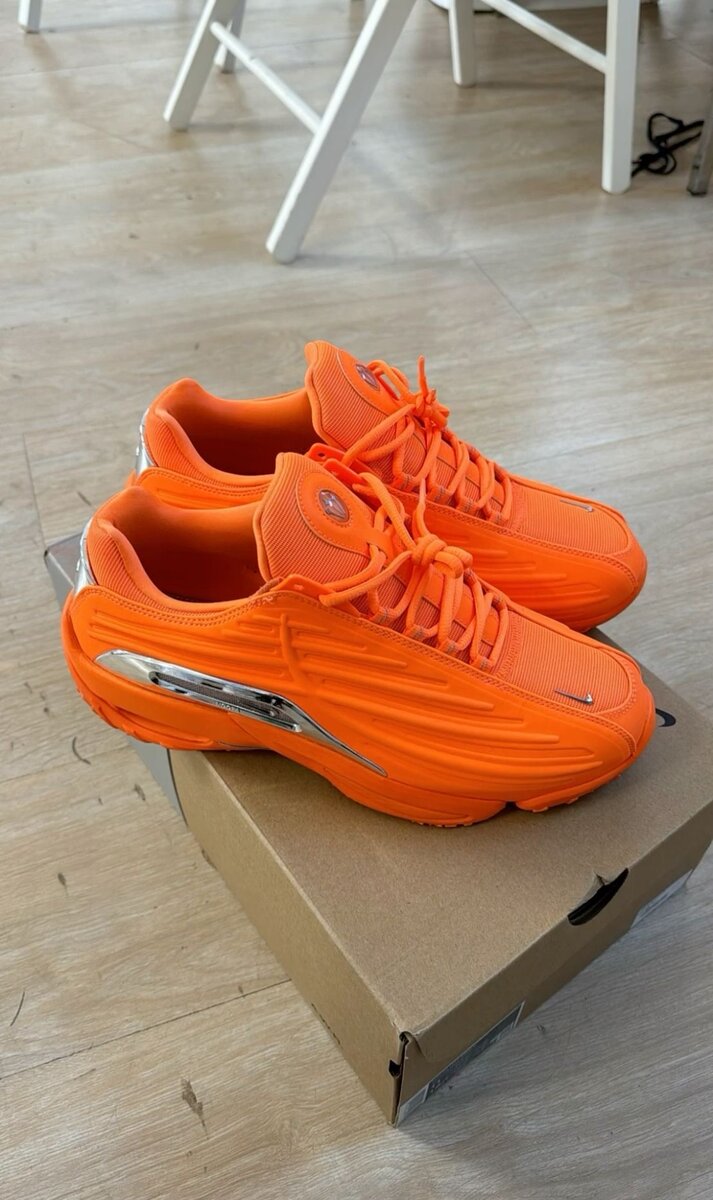 Nike nocta hot step 2 orange