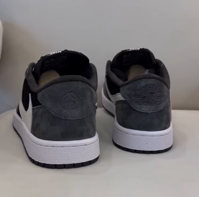 Кроссовки Air Jordan 1 low х Travis Scott черные