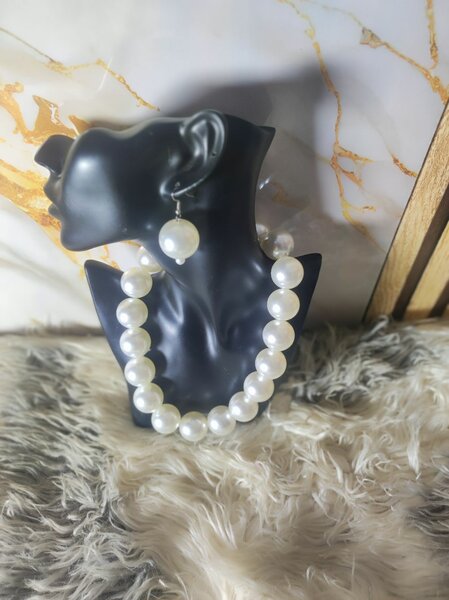 Collier et Boucles d'Oreilles Perles