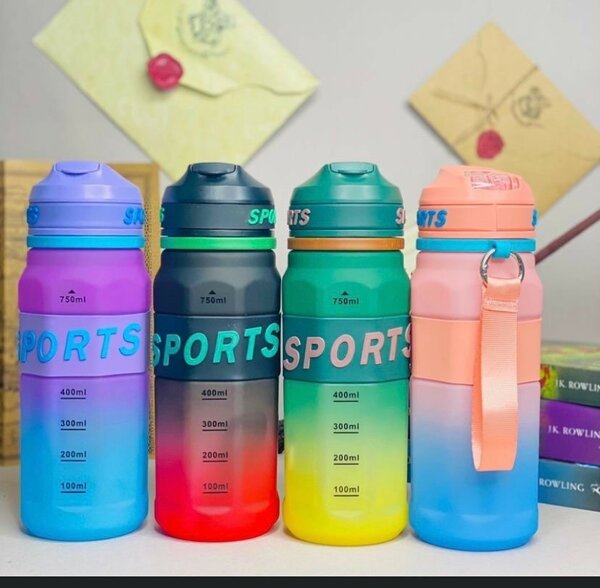 Bouteille d'eau sport 750ml