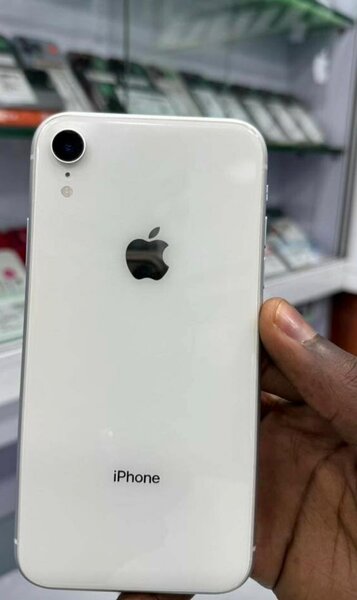Apple iPhone XR Blanc 64GB