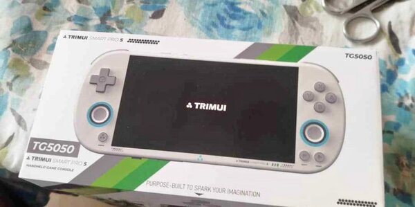 TRIMUI SMART PRO S TC5050 - Console de jeu portable