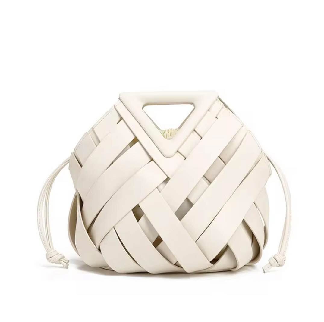 Sac à main en cuir tressé