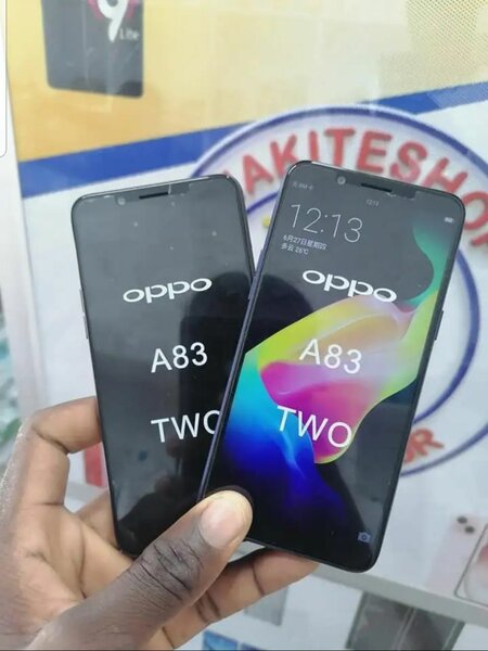 Smartphone OPPO A83 Duo